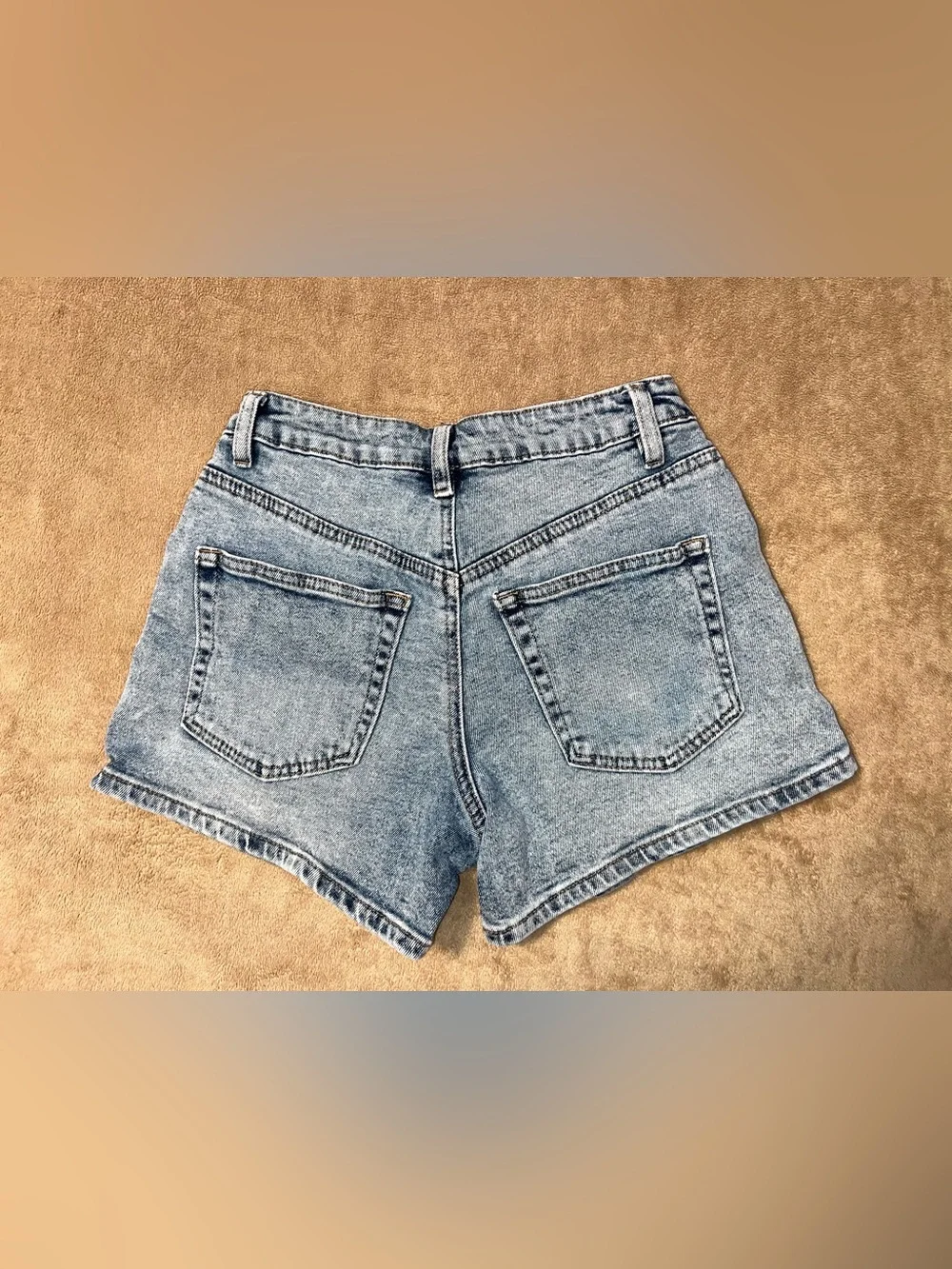Madden Girl button shorts